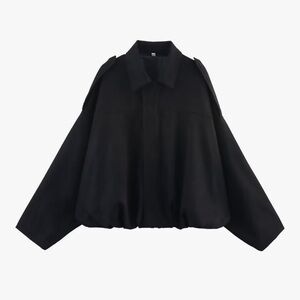 Cropped black jacket